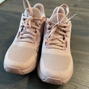 TYR women’s tech knit rnr trainer